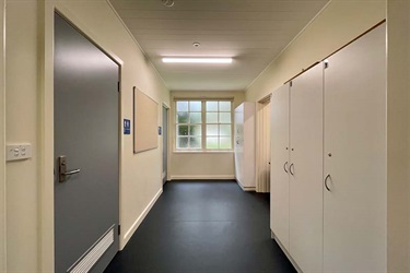 Alvie Hall