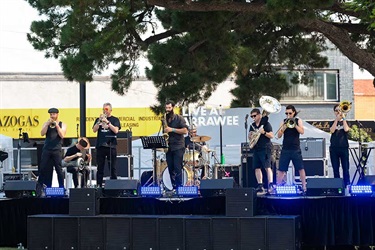 warrawee-band.jpg