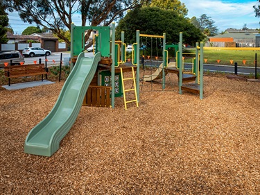 Pinewood Reserve playspace June 2025 slide and play unit