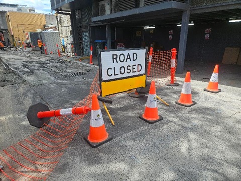 road closed sign at the bogong end of the ROW laneway in Glen Waverley